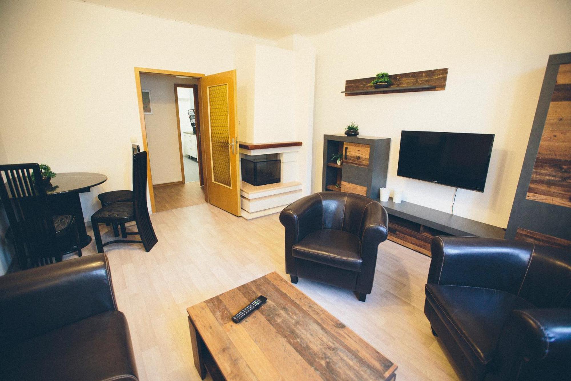 Whirlpool, Fußbodenheizung, Nintendo NES, Netflix, Wintergarten&Workspace Rudolstadt Zimmer foto