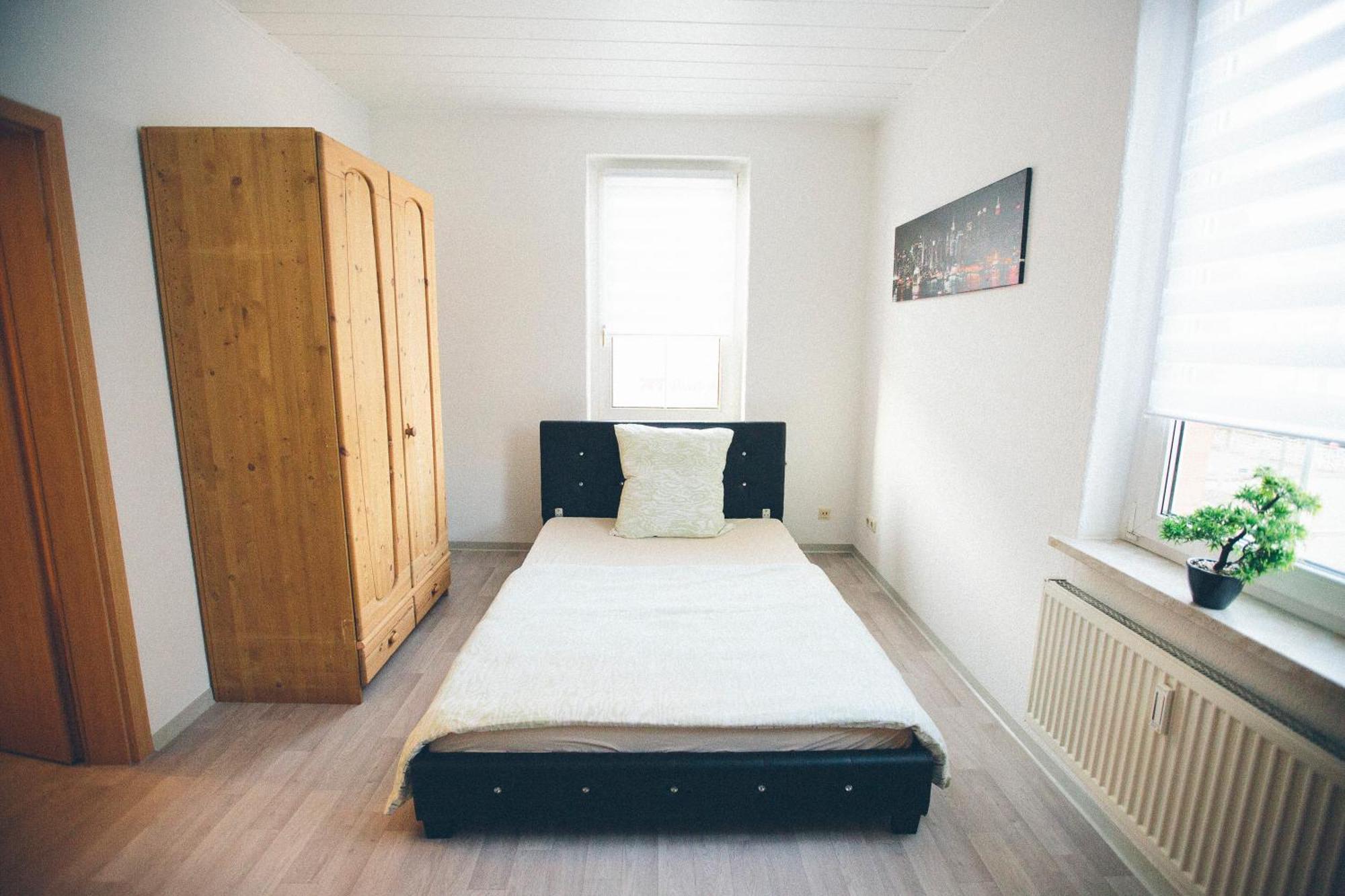 Whirlpool, Fußbodenheizung, Nintendo NES, Netflix, Wintergarten&Workspace Rudolstadt Zimmer foto