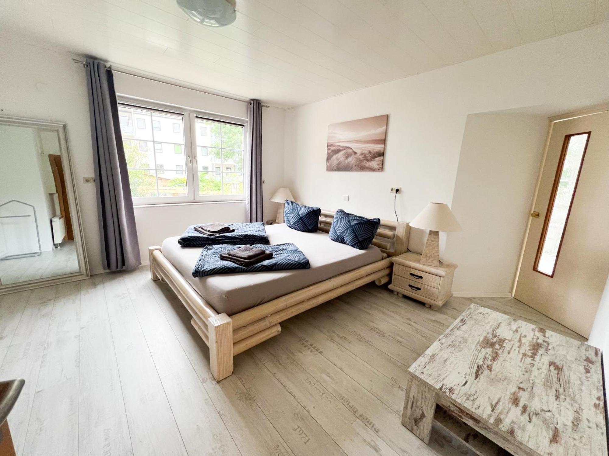 Whirlpool, Fußbodenheizung, Nintendo NES, Netflix, Wintergarten&Workspace Rudolstadt Zimmer foto